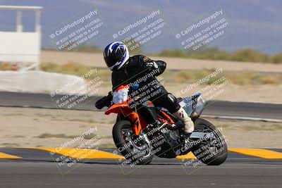 media/Oct-08-2022-SoCal Trackdays (Sat) [[1fc3beec89]]/Turn 16 (125pm)/